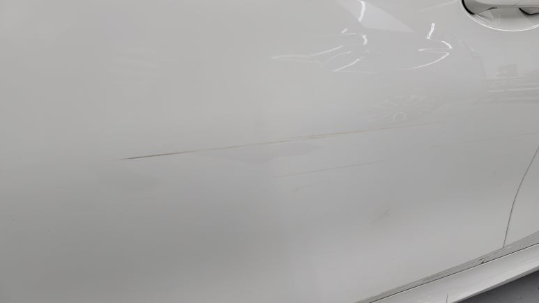 BMW320I 사고처리 스크래치제거 3시리즈 흠집제거 폴리싱