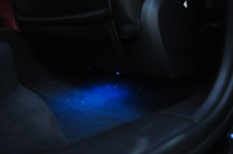 대구 포르쉐 마칸 앰비언트라이트 튜닝 - 도어, 스피커, 풋등, 대시보드