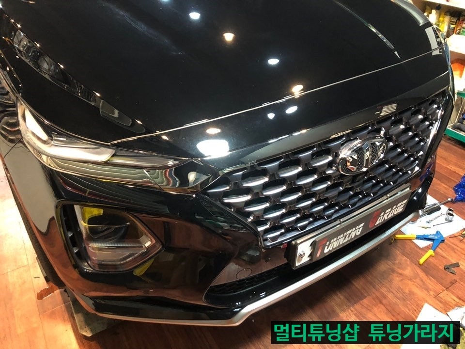 LED튜닝전문점 튜닝가라지  싼타페TM 실내 엠비언트 / 창원 의창구