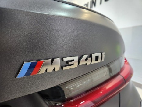 BMW M340i 3M 사틴 다크그레이 색상으로 전체랩핑 시공
