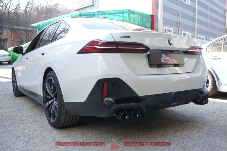 BMW G60 530I 브릴란테 가변배기 M카본 듀얼머플러 팁 이젠 리얼 퍼포먼스 튜닝이 대세!! 배기음