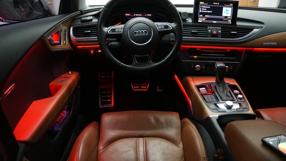 아우디 A7 순정엠비언트 업그레이드 / 부산 진구, 김해