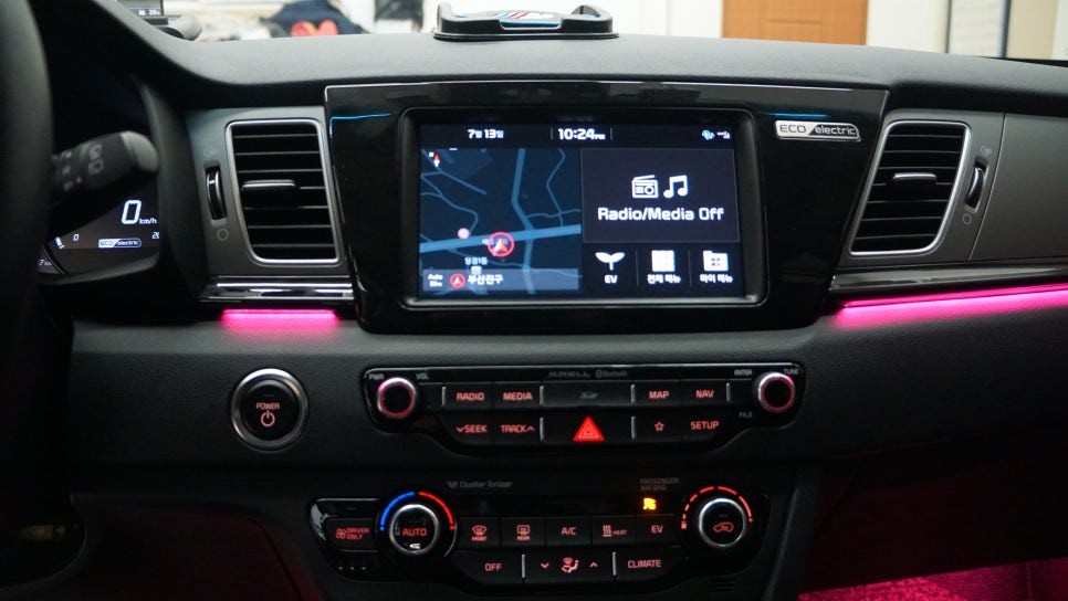 니로EV 스마트폰 연동 엠비언트 라이트 시공기 / 부산 진구, 김해