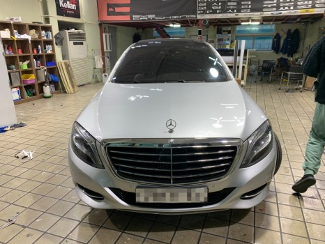 인천랩핑은 아이캐칭에서_벤츠 S클래스(W222)에이버리 화이트유광 전체랩핑 시공후기 / 인천 서구, 부평, 부천