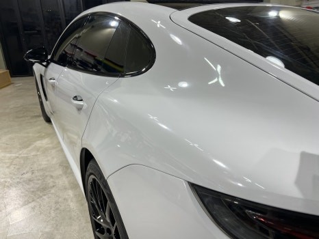 포르쉐 파나메라 GTS 에이버리 고광택 울트라 스톤 그레이 전체랩핑
