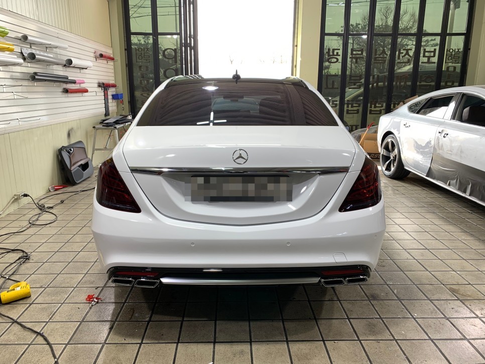 벤츠 S63AMG, 화이트유광 전체랩핑시공/인천랩핑/인천전체랩핑/랩핑맛집/벤츠랩핑 / 인천 서구, 부평, 부천