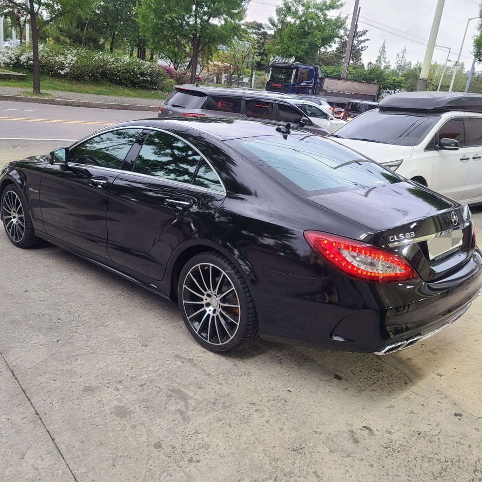 아이캐칭 벤츠 CLS400 블랙유광시공/인천랩핑/인천부분랩핑/인천전체랩핑/인천자동차랩핑아이캐칭 / 인천 서구, 부평, 부천