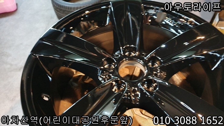 e92 335i 3시리즈 블랙유광 휠도색! [송파 보험처리] / 광진, 송파, 성동, 강남