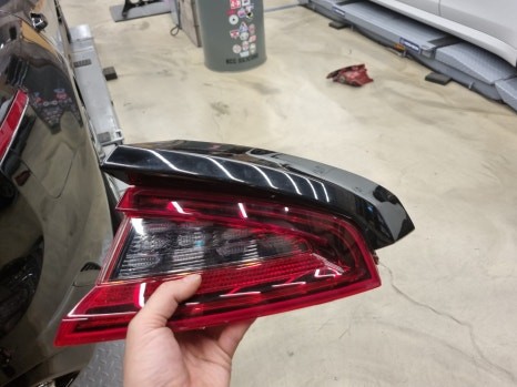 [핏먼트 울산]기아 스팅어 순정옵션튜닝 마이스터 램프가 부담된다면 후기형 LED 테일램프로 개선해보세요.(19MY)