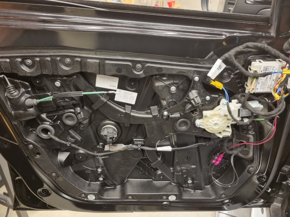 [덱스크루 울산남구점]벤츠 X253 GLC300e LED튜닝 송풍구 엠비언트 라이트(64컬러), 부메스터 3D 전동 트위터(64컬러)