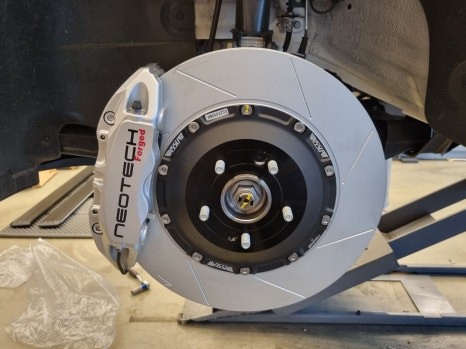 [핏먼트 울산]기아 쏘렌토MQ4 브레이크 튜닝 맛집 네오테크 전문 시공점에서 NF4P 캘리퍼와 380mm 네오 디스크 로터(프런트)를 장착하다!