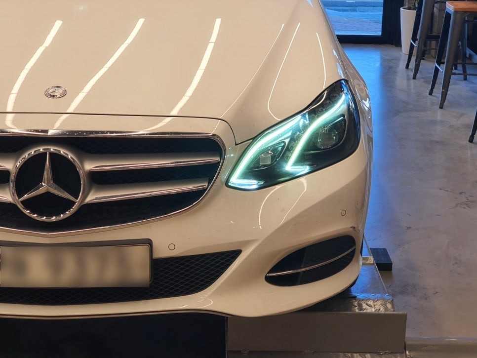 부산.울산.경남 / [덱스크루 울산남구점]벤츠 W212 E220d 합성유 엔진오일 쉘 힐릭스 울트라 AM-L 5W30 / 울산