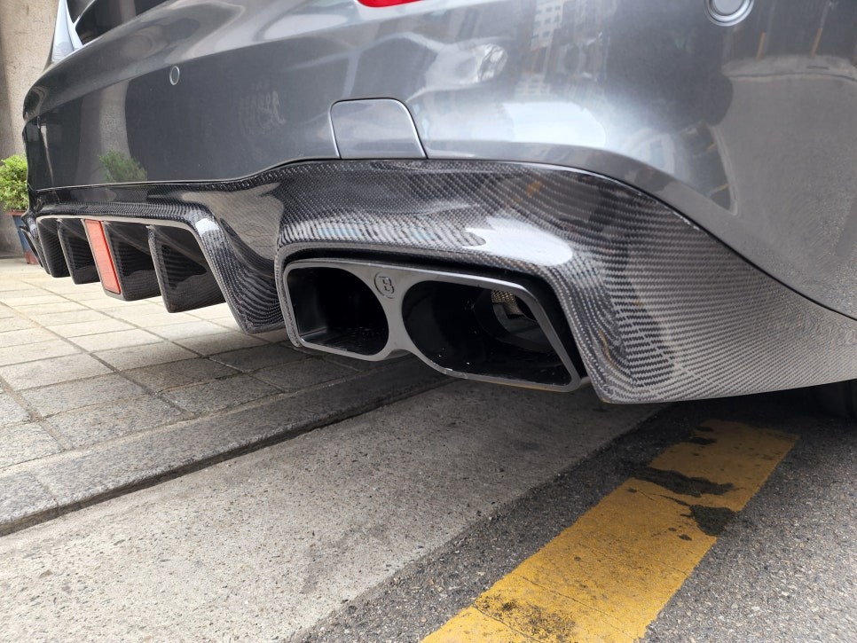 벤츠 E클래스 E63amg 브라부스 풀 튜닝 [카본 바디킷 + 20인치 휠] 장착 완료