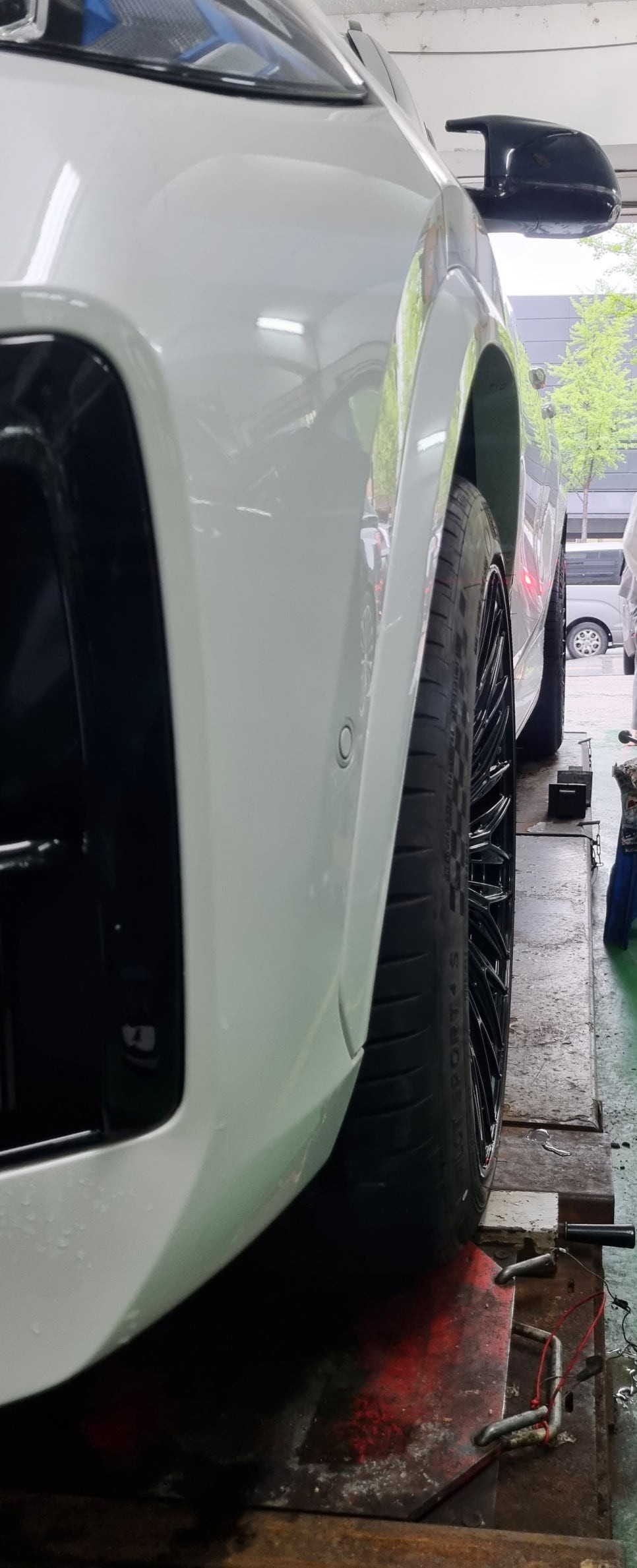 BMW 신형 X6 M 휠 튜닝 :: 커스텀 휠 장착 완료!