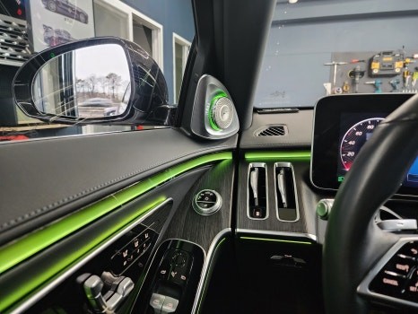 벤츠 S400 - 액티브엠비언트 & 정품 4d부메스터   " 환상의 인테리어를 위한 필수 아이템 "