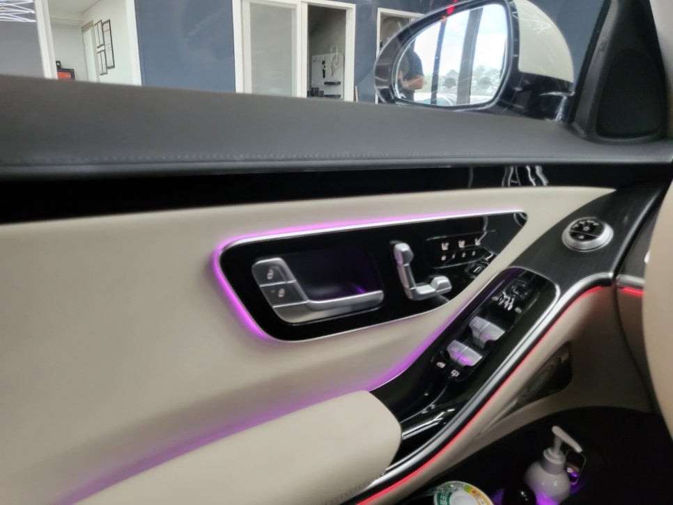 벤츠 W223 S350d 숏바디 - 액티브 엠비언트