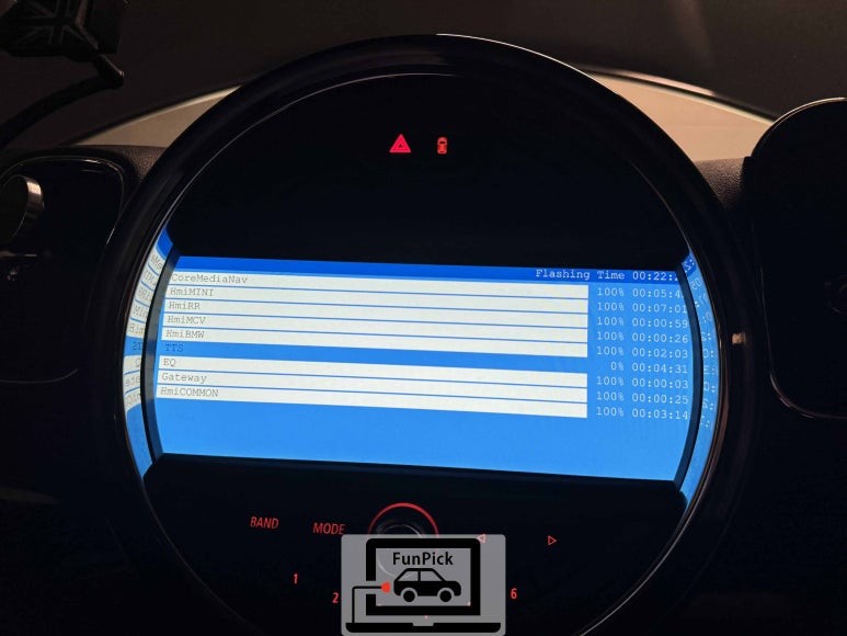 미니카플레이 19년식 F56 미니 쿠퍼 애플카플레이 활성화 (펌웨어 업데이트) 및 풀코딩