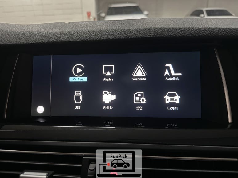 BMW카플레이 16년식 F10 5시리즈 mmi 카플레이 모듈 장착 및 BMW코딩, 순정내비 업데이트