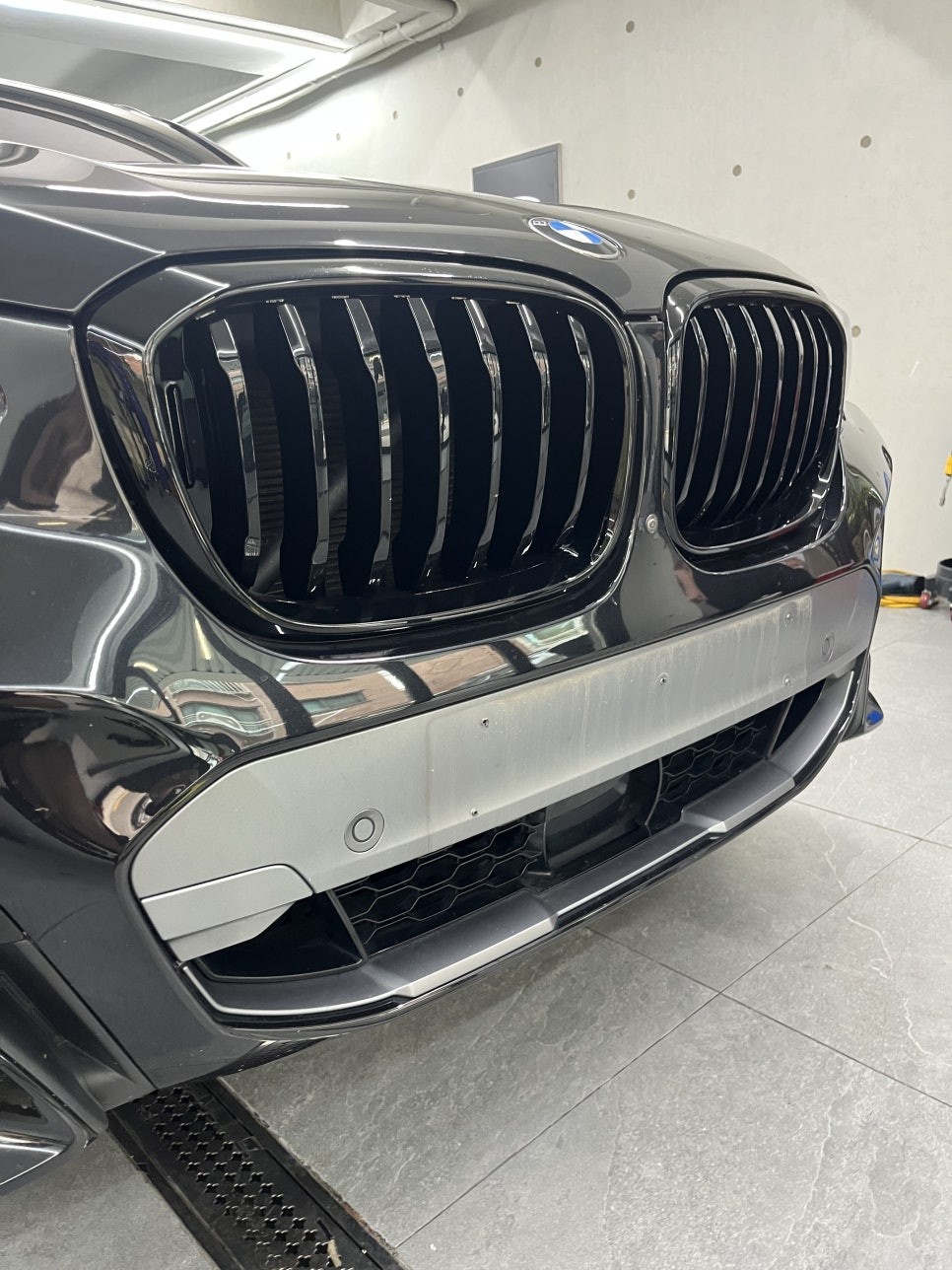 BMW X4 크롬죽이기, 데이토나랩에서 완벽한 변신을 경험하세요! (ft. 프리미엄 크롬딜리트) / 송파구 가락동