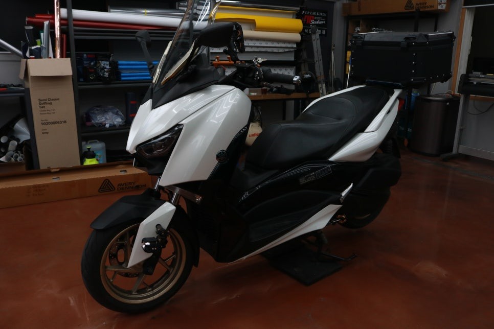 바이크랩핑 야마하 XMAX300 전체랩핑 시공 후기 대구랩핑 전문 / 대구 달성군 화원읍