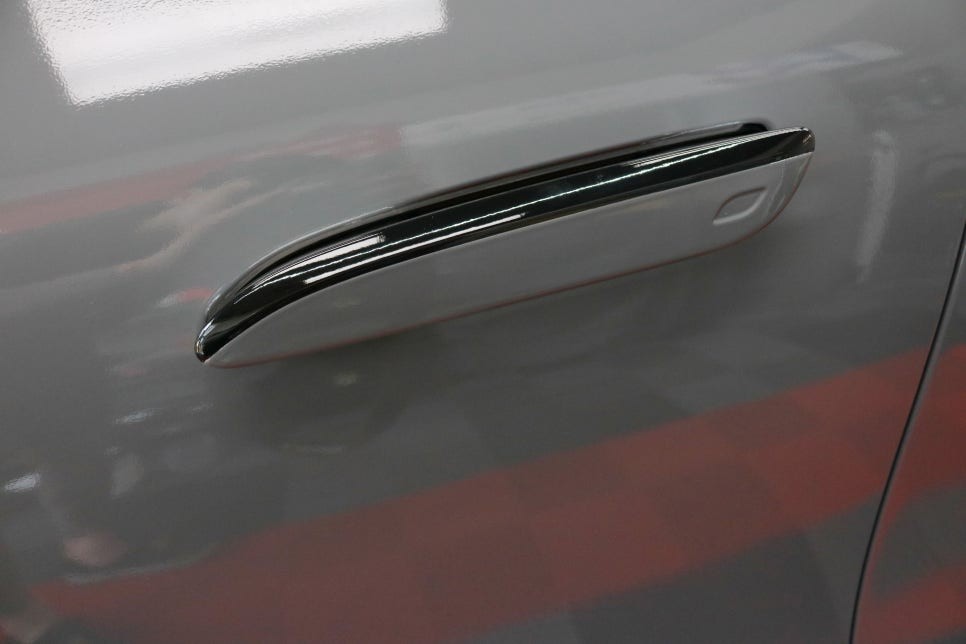 벤츠 EQE53 AMG 차량 전체 랩핑 및 크롬 딜리트 시공기 / 대구 달성군 화원읍