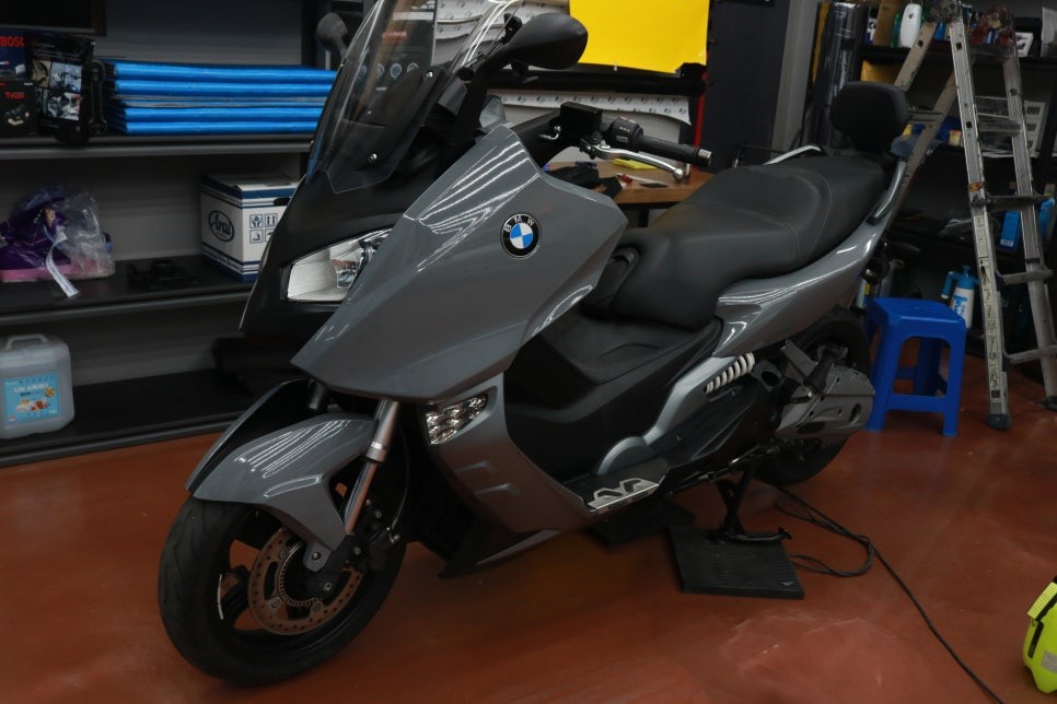 대구 랩핑 BMW C600 Sport 나르도그레이 전체랩핑 시공 후기