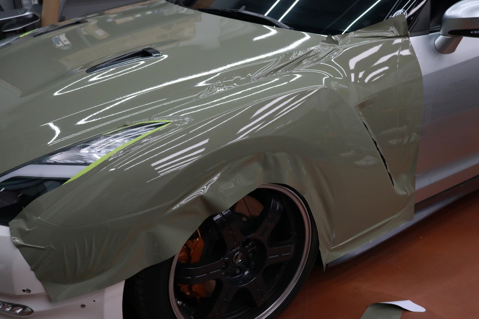 타이니봇 글로스 카키 그린 전체랩핑 / 닛산 / GT-R / 대구 달성군