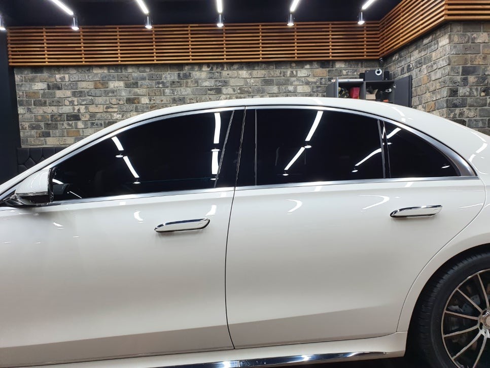 벤츠 s400d 4matic 커리어 우먼이 선택한 하버캠프 세라믹본드