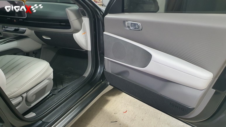 아이오닉6 비노출 엠비언트, 전기차답게 모던스러운 실내분위기 연출~ / 현대 / 아이오닉6 / 청주,대전,천안