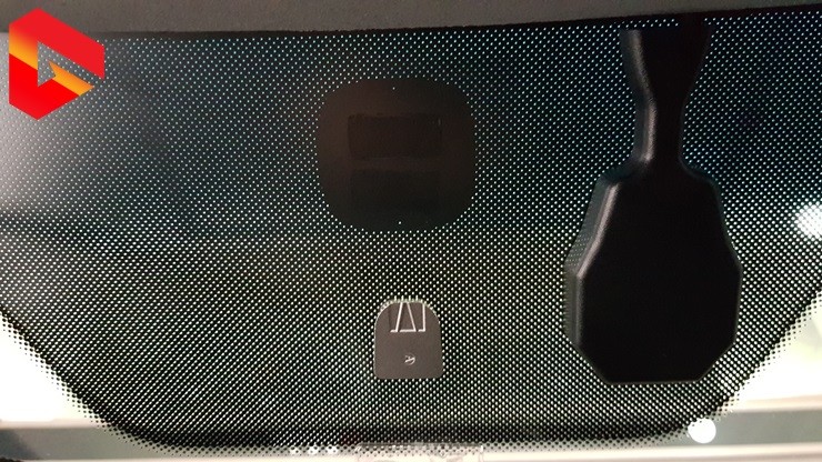 티볼리 ECM 하이패스 룸미러 전방 감지기 4구 센서 장착 / 청주 신봉동