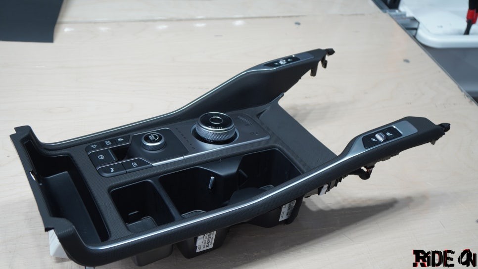 기아 쏘렌토 MQ4 하이브리드 전체랩핑 시공! 남양주 하남 실내랩핑 라이드온 / 남양주