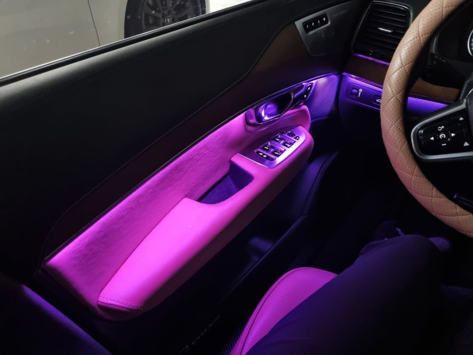 군산 볼보xc90  광량업 풀컬러 엠비언트로 업그레이드 / 전주 덕진구 장동