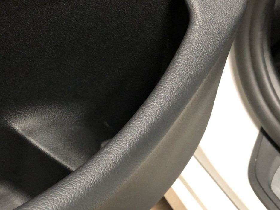 BMW 5시리즈 우레탄 도어트림 상처, 흠집복원 / 과천 삼부골로