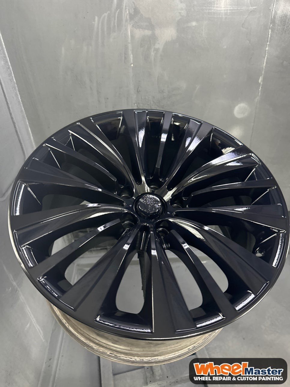 [부산휠복원][부산휠수리] BMW GT 블랙유광 휠 복원 / 부산 해운대 송정동