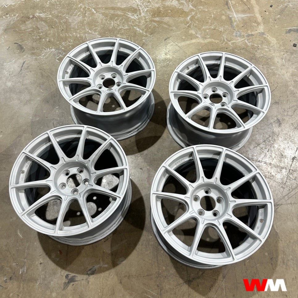 [부산휠도색][휠마스터] 도요타 GT86 화이트유광 휠 도색 / 부산 해운대 송정동