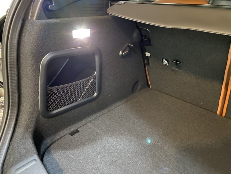 미니쿠퍼s 하만카돈 옵션에 맞는 dsp & amp / 매치up7bmw 와 up7dsp 의 차이 ?