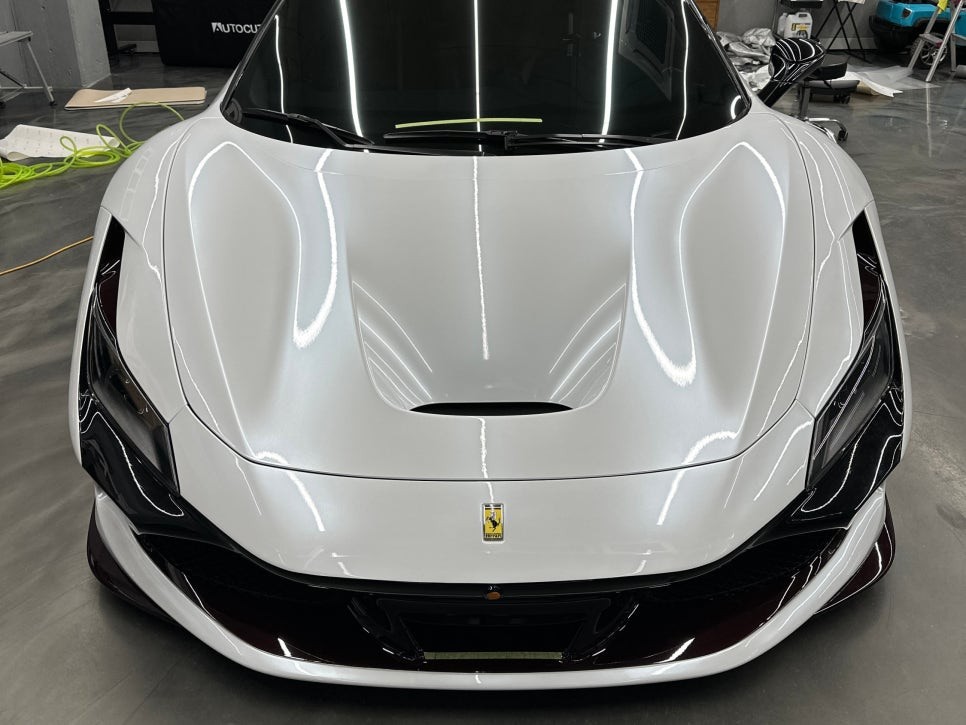 광주 페라리 F8 스파이더 전체랩핑 시공 / 광주 서구 치평동
