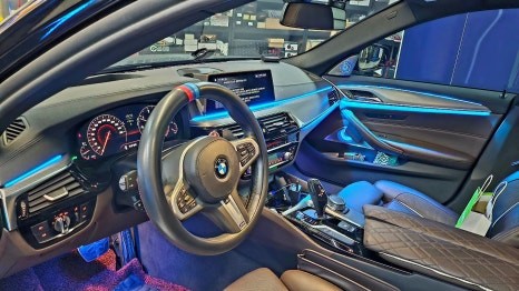 부산 BMW G30 5시리즈의 회오리트위터와 무빙 엠비언트 연동 인스톨 / 부산 강서구