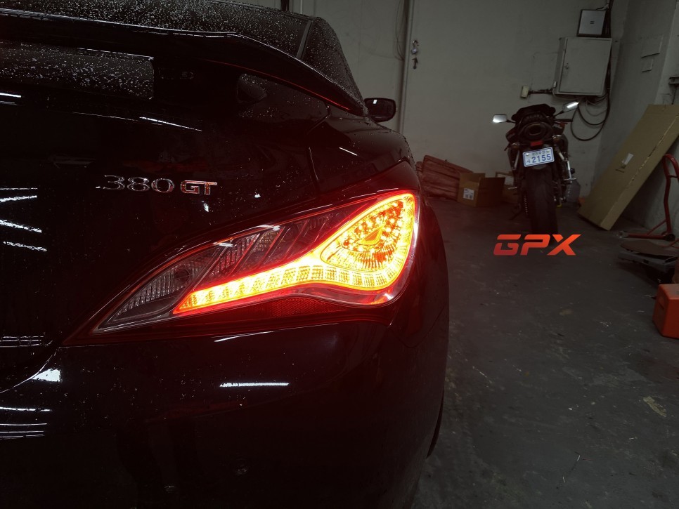 제네시스 쿠페 - 순정 FL 테일램프 미등 분리(악마등) / 용인 처인구, 모현, 곤지암, 포곡, 양지