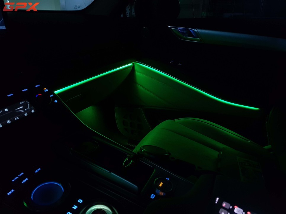 제네시스 SUV GV80 프리미엄 다운 내부 튜닝 순정 엠비언트 라이트 광량업그레이드 / 용인 처인구, 모현, 곤지암, 포곡, 양지