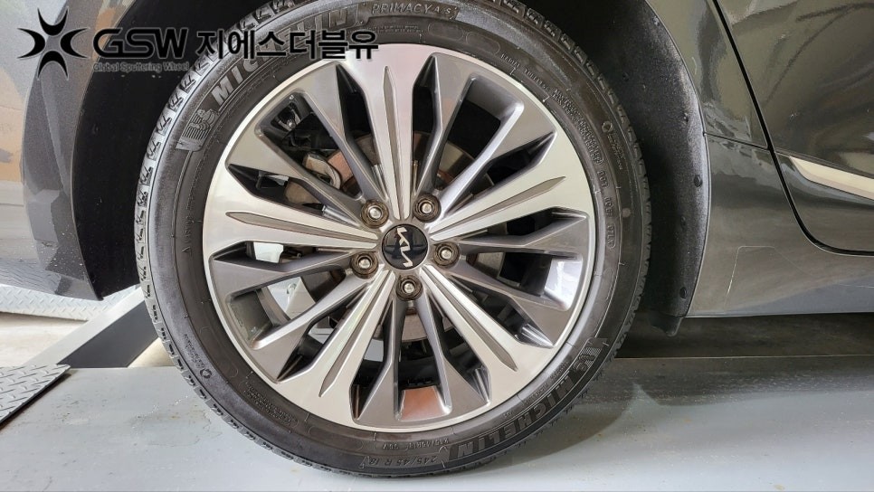 자동차휠수리 기아 K8 18인치휠 다이아컷팅 작업 후기 / 성남시 시흥동