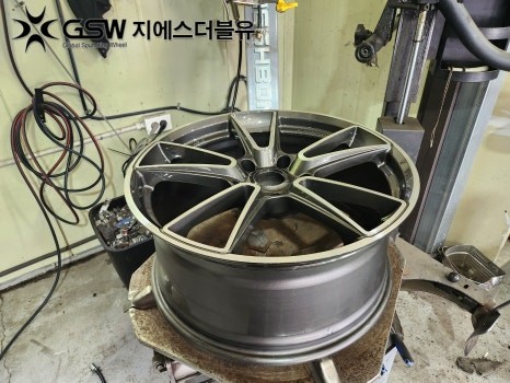 부산 포르쉐 911 20인치휠 다이아컷팅 휠복원 작업 후기 / 성남시 시흥동