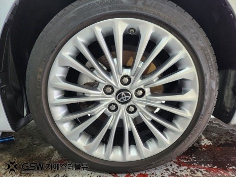 판교휠복원 도요타 아발로 18인치 실버 스크래치 작업 후기 / 광주 서구 매월동