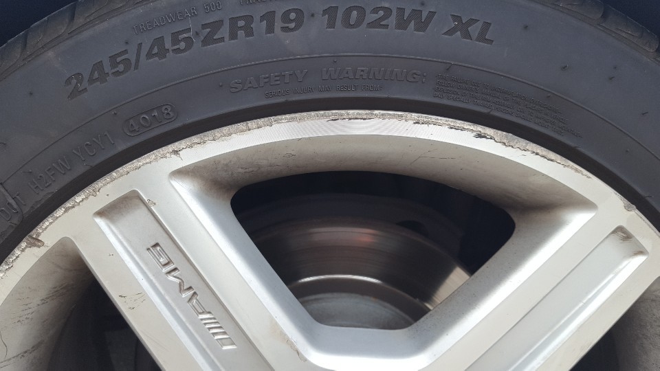 전주벤츠S클래스 19인치휠복원[전주휠][전주휠복원][전주벤츠S클래스휠복원][전주BMW7시리즈휠복원][전주렌인지로버휠복원][익산휠복원수리][전주크롬휠복원][대전크롬휠복원][전북휠] / 광주 서구 매월동