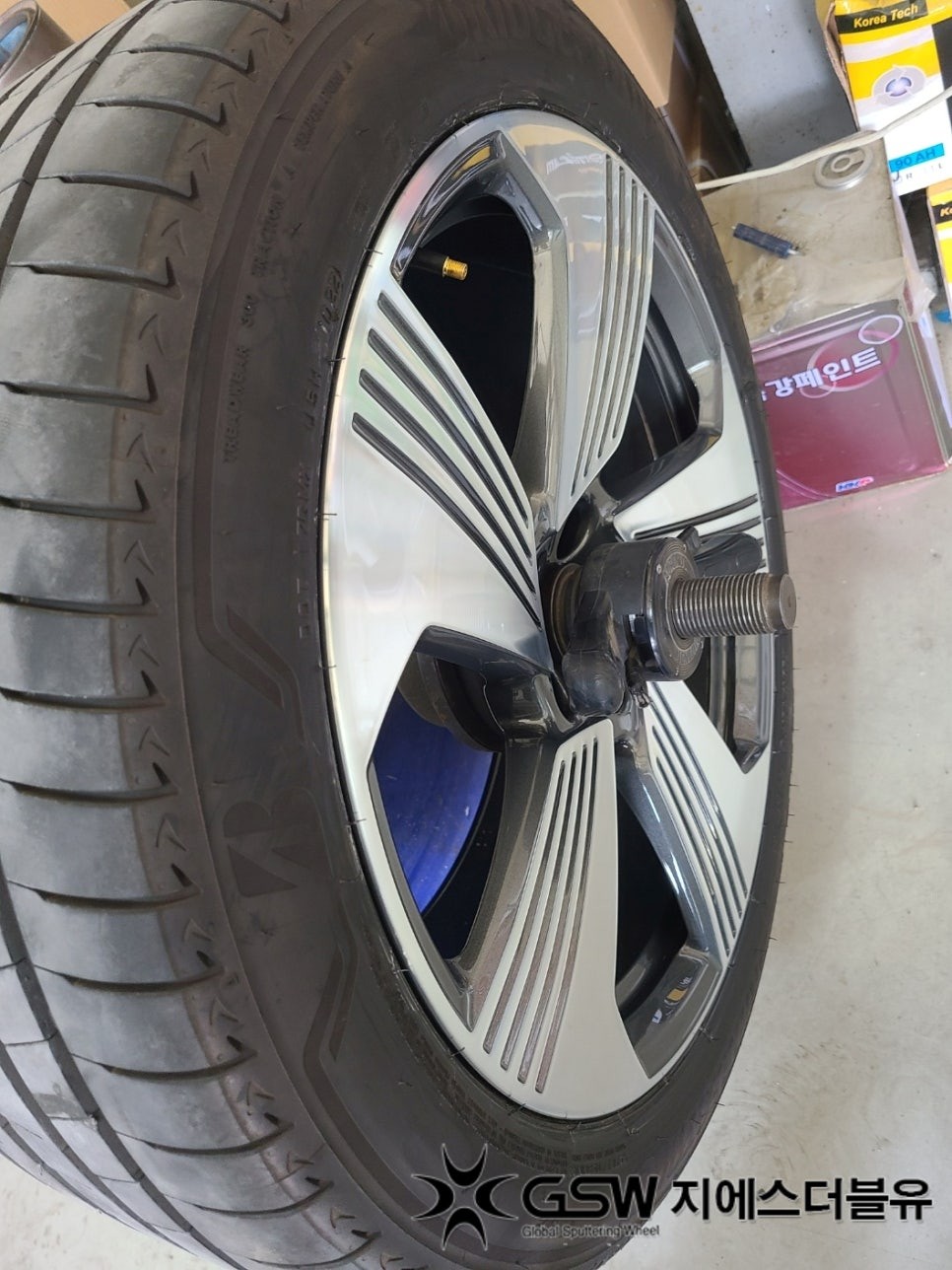 대전 아우디 전기차 이트론 55 콰트로 순정 21인치휠 다이아컷팅 휠복원 작업! / 대전 유성구 복용동 | 오늘의카 - 튜닝,정비  시공후기 모음 앱