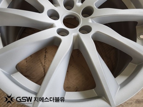 대전 휠수리 제네시스 GV80 페이스리프트 22인치휠 다이아컷팅 수리 작업 후기 / 대전 유성구 복용동