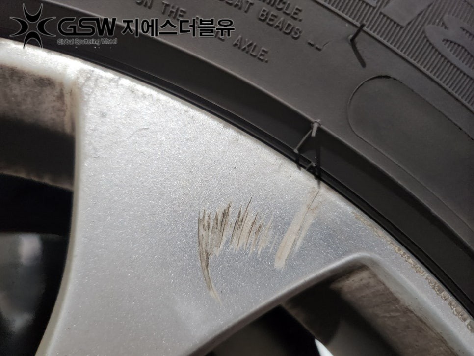 대전 벤츠 E300 18인치휠 다이아컷팅 휠 복원 작업 공정은?