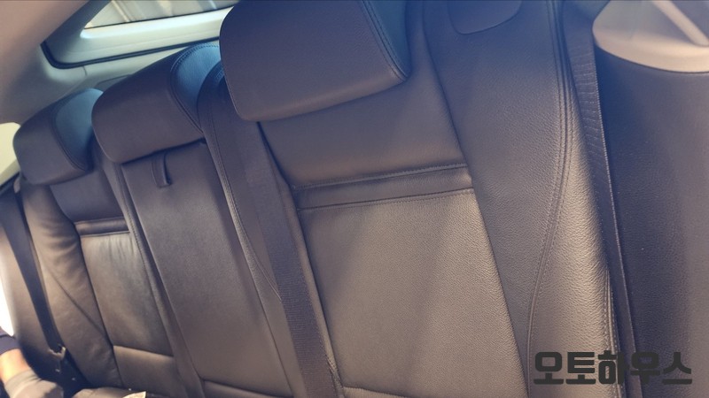 광주.전라 / 광주수입차시트교체 BMW X6 메이저시트 풀 시공 (시트+도어트림+콘솔+콘솔 하단+스웨이드 천장/기둥) / 광주