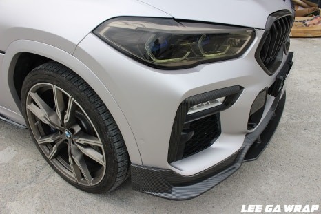 BMW X6 M50i 전체랩핑 사틴실버 헤드라이트톤다운 까지 !!