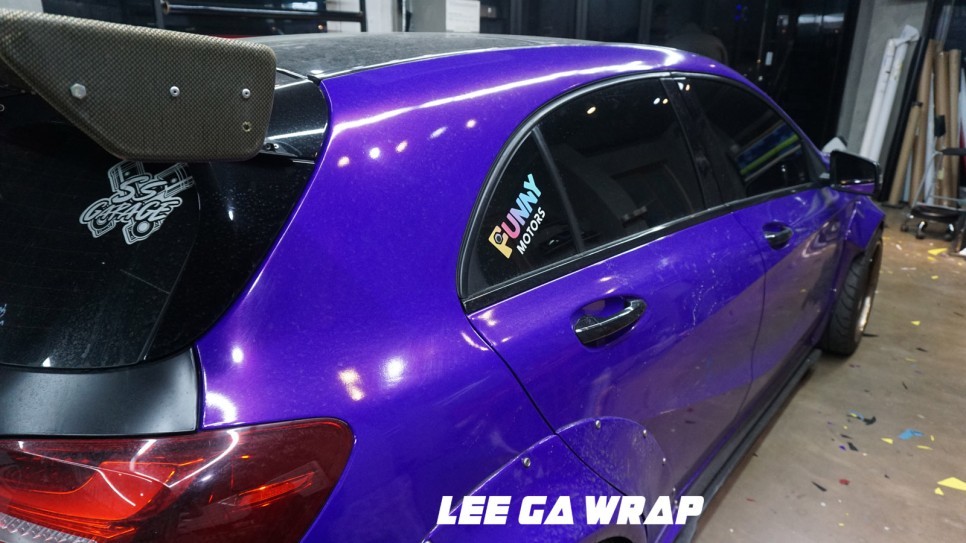벤츠 A45 AMG 보라색이였던 차량이 은은한 아이보리로?